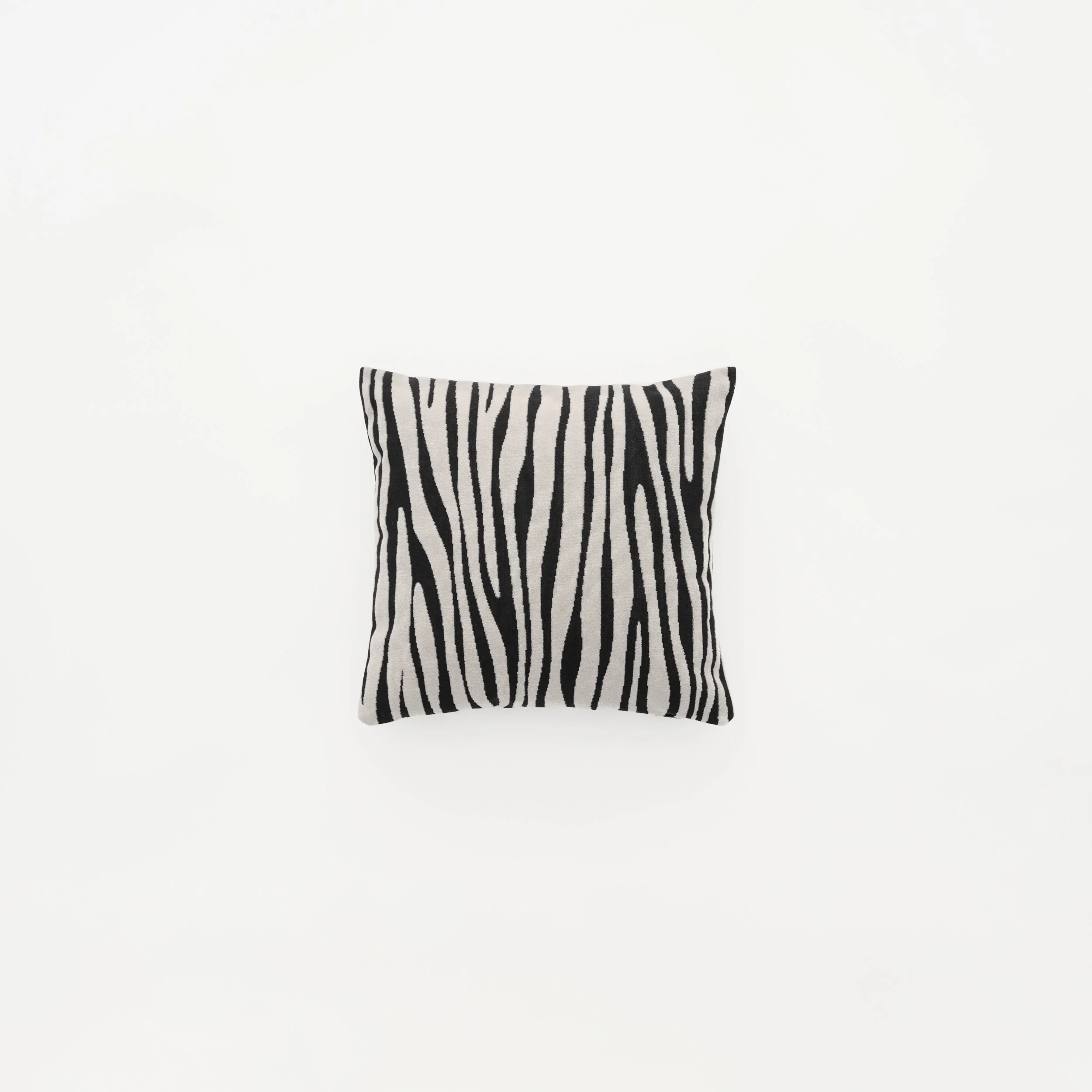 SJUR 40x40 - Image 24